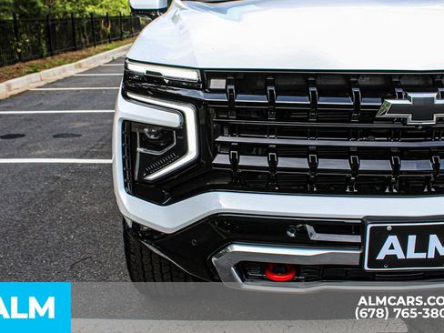 Used 2026 Chevrolet Tahoe Z71 w/ Comfort Package AWD/4WD image 12
