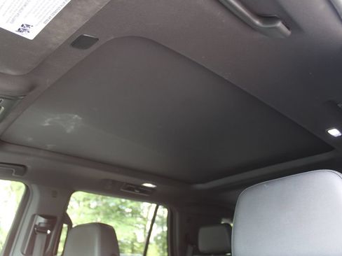 Used 2022 Chevrolet Tahoe LT w/ LT Signature Package RWD image 69