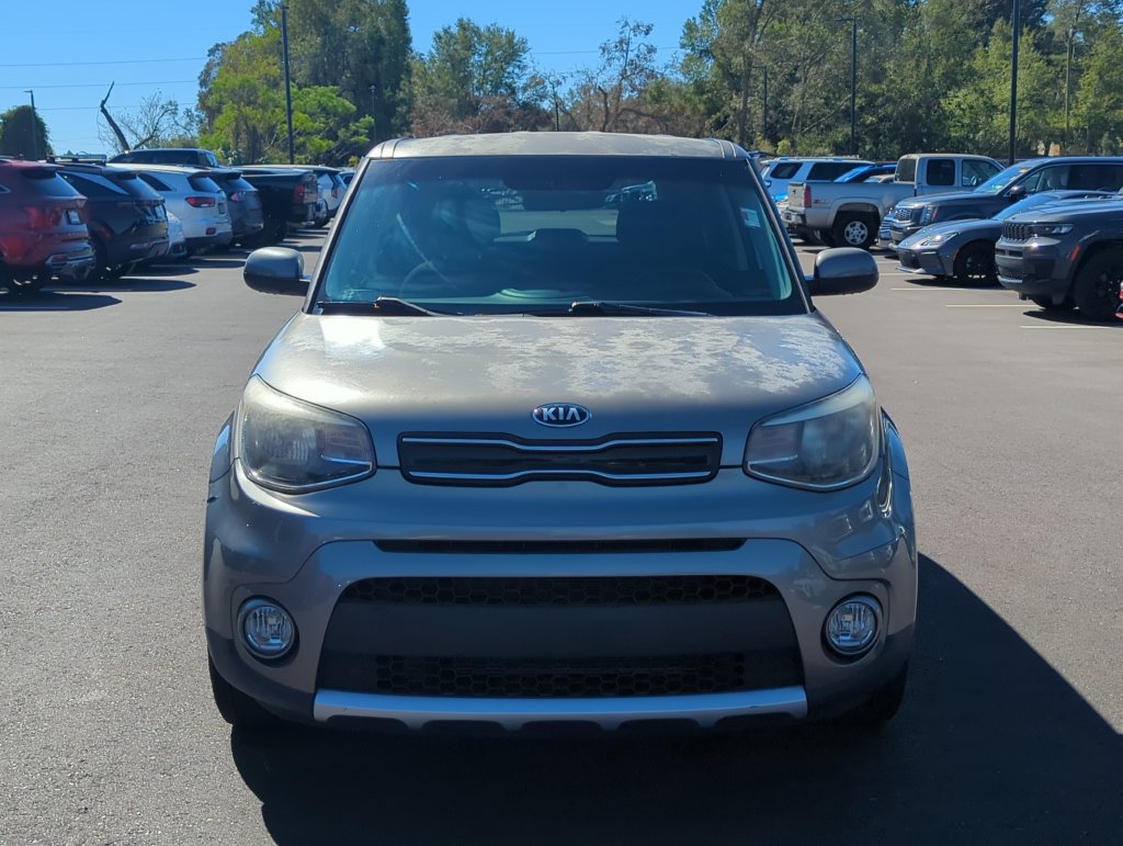 Used 2017 Kia Soul + FWD image 10