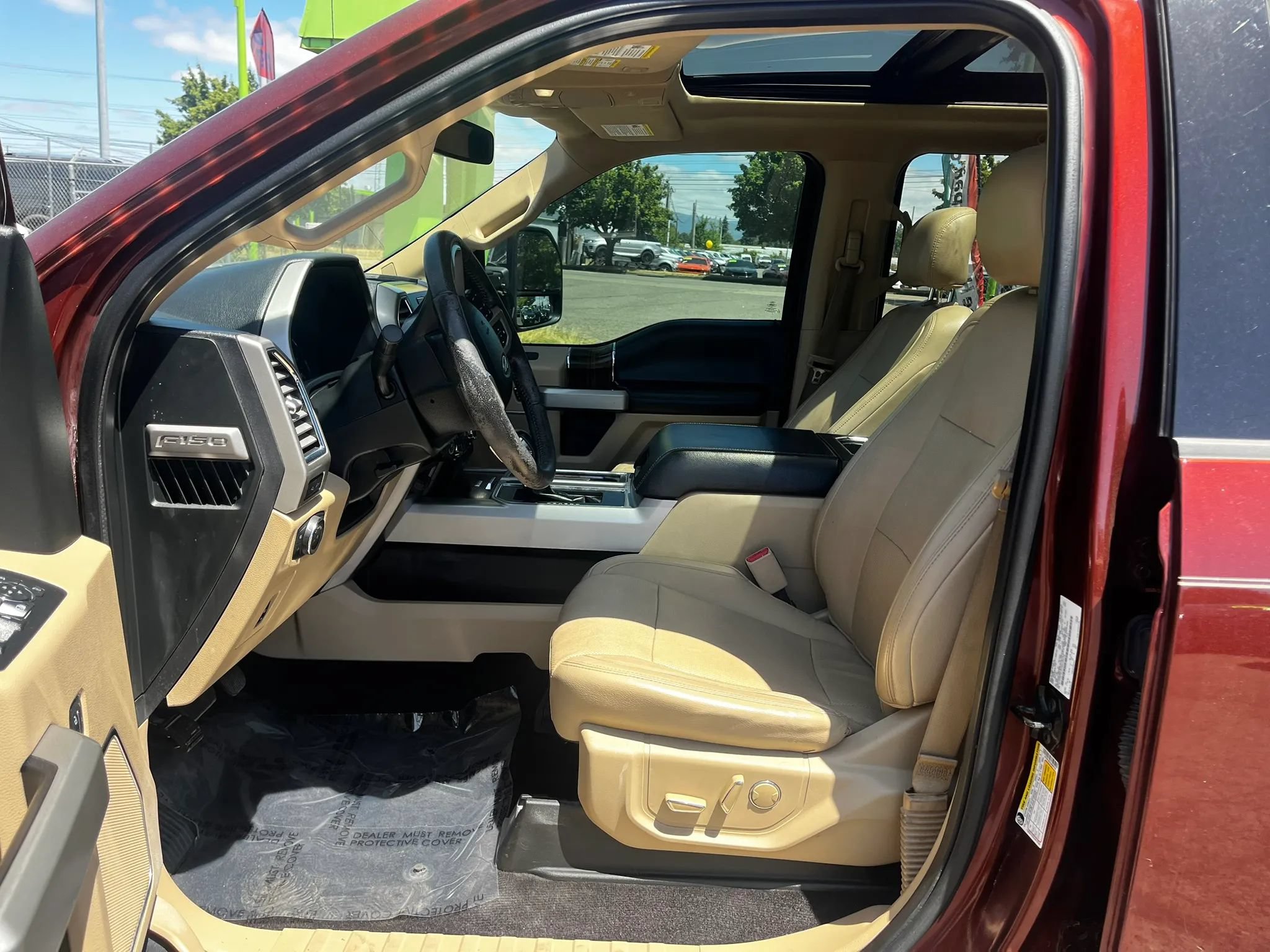 Used 2016 Ford F150 Lariat AWD/4WD image 9
