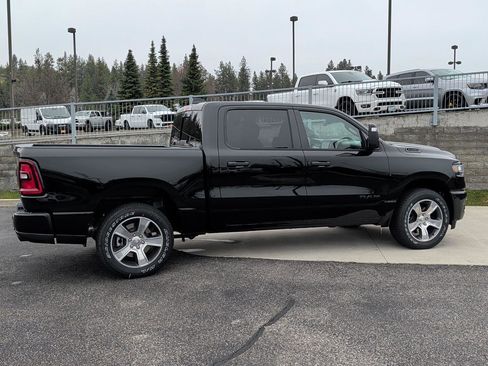 New 2026 RAM 1500 Express image 6