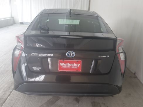 Used 2017 Toyota Prius Three w/ Carpet Mat Package image 17