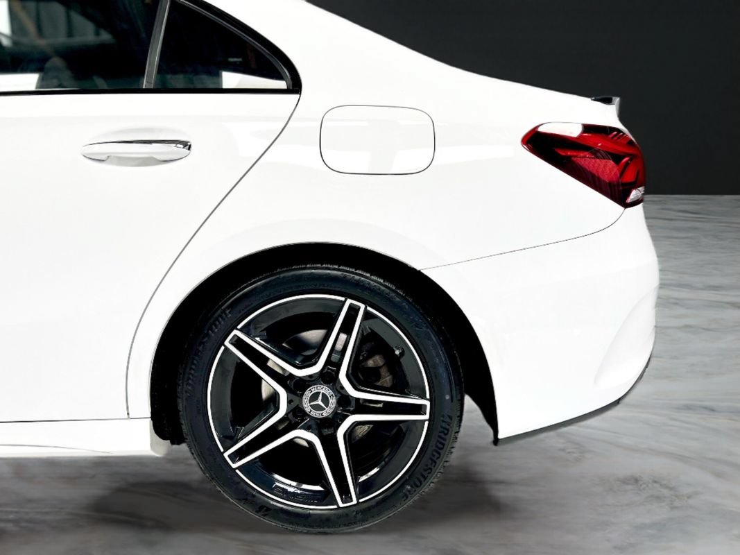 Used 2022 Mercedes-Benz A 220 4MATIC image 13