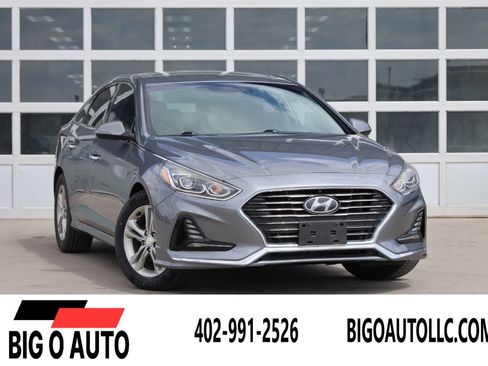 Used 2018 Hyundai Sonata Limited w/ Cargo Package FWD image 1