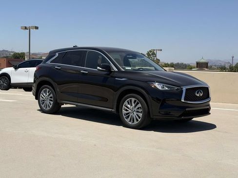 Used 2025 INFINITI QX50 Pure AWD/4WD image 1