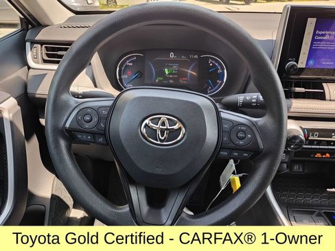 Certified 2025 Toyota RAV4 LE AWD/4WD image 17