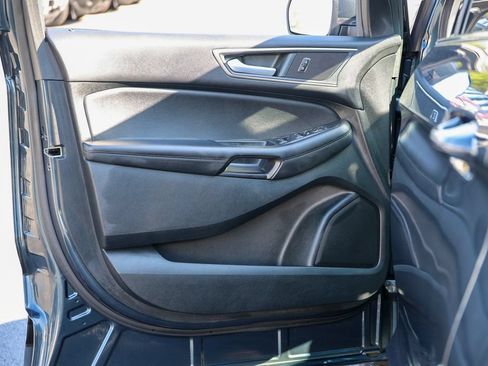 Used 2022 Ford Edge SEL w/ Convenience Package AWD/4WD image 23