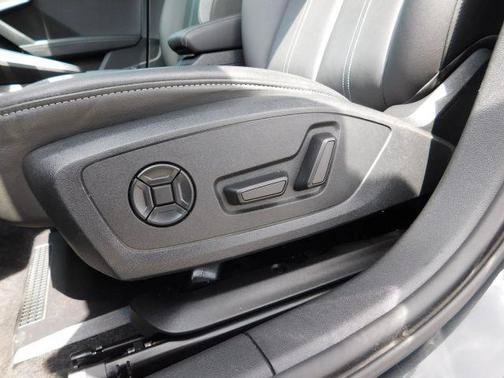 Used 2023 Audi A3 2.0T Premium w/ Convenience Package FWD image 17