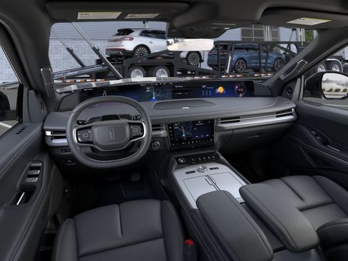 New 2026 Lincoln Navigator Reserve w/ Jet Appearance Package AWD/4WD image 9