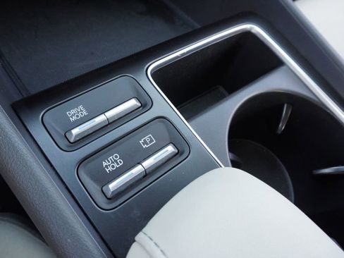 Used 2025 Hyundai Sonata SEL FWD image 14