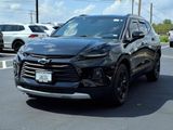 Used 2022 Chevrolet Blazer LT image 2