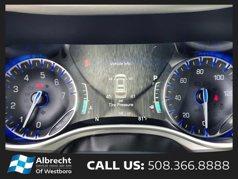 New 2026 Chrysler Pacifica Select w/ S Appearance Package AWD/4WD image 32