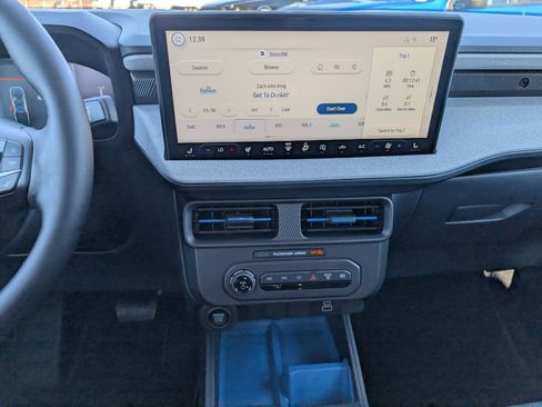 New 2026 Ford Maverick XLT w/ XLT Luxury Package FWD image 12