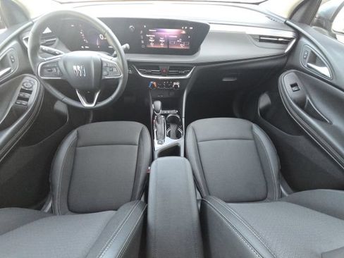 Used 2025 Buick Encore GX Preferred w/ Comfort Package FWD image 31