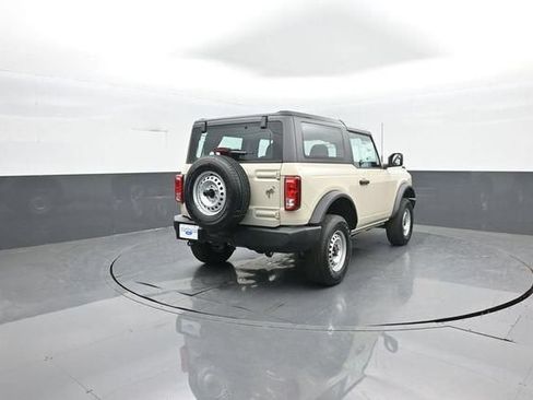 New 2026 Ford Bronco 2-Door AWD/4WD image 7