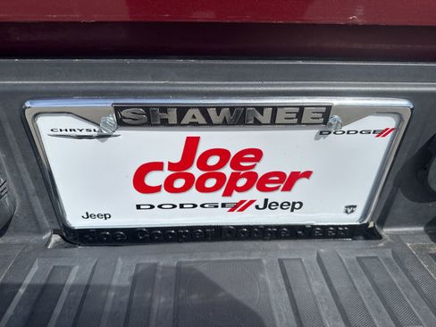 Used 2014 GMC Sierra 1500 SLT w/ SLT Crew Cab Value Package image 23