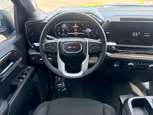 Used 2024 GMC Sierra 1500 Elevation image 13
