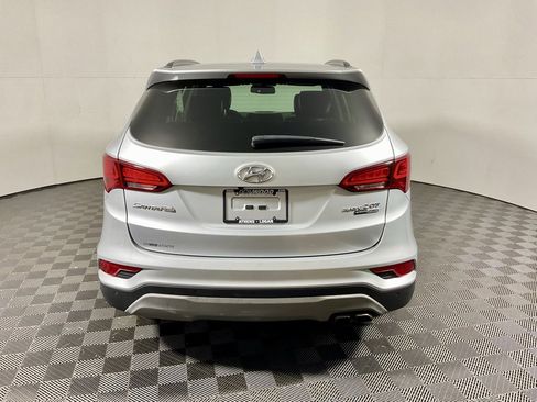 Used 2018 Hyundai Santa Fe Sport image 13