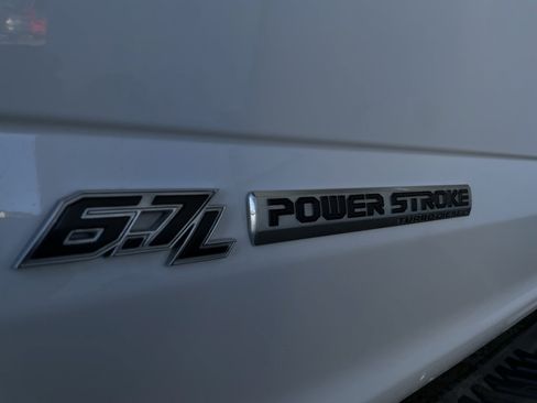 Used 2018 Ford F250 XLT image 9