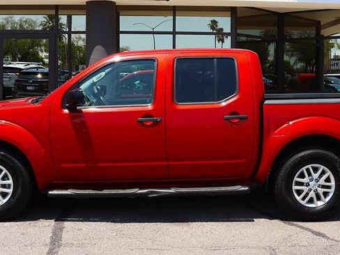Used 2018 Nissan Frontier SV RWD image 8