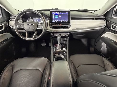 Used 2022 Jeep Compass Limited image 13