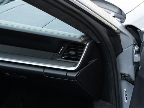 Used 2023 Porsche 911 Turbo image 61