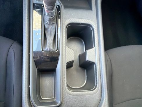 Used 2025 Nissan Sentra S FWD image 19
