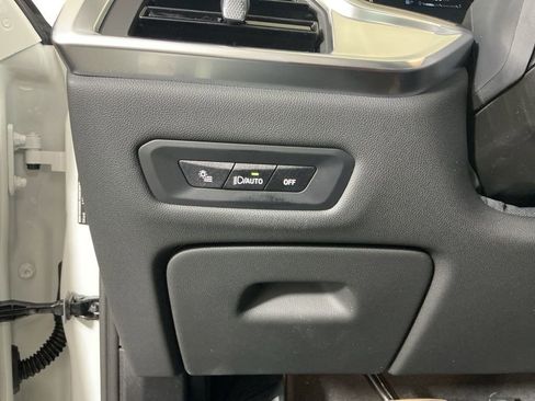 New 2026 BMW X5 sDrive40i w/ M Sport Package image 19