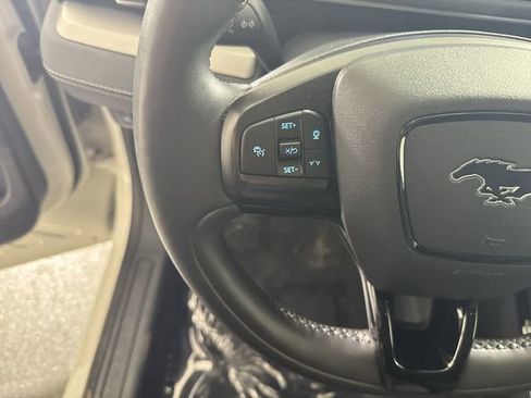 Used 2021 Ford Mustang Mach-E Select w/ Comfort/Appearance Package image 12