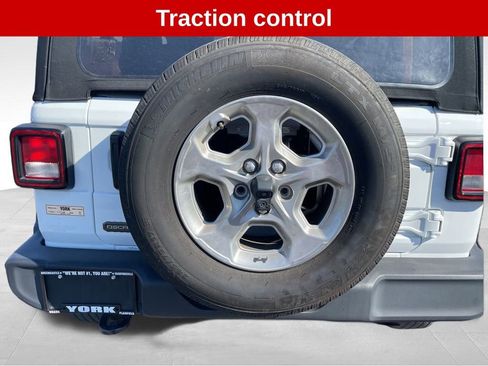 Used 2021 Jeep Wrangler Sport image 13
