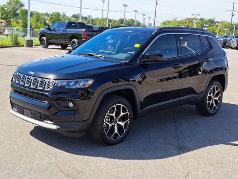 New 2026 Jeep Compass Limited image 2