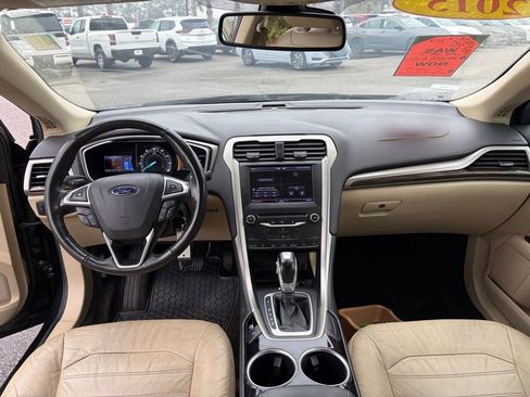 Used 2013 Ford Fusion SE image 24