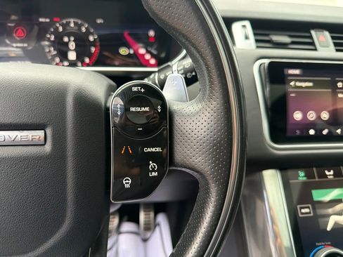 Used 2019 Land Rover Range Rover Sport Supercharged AWD/4WD image 23