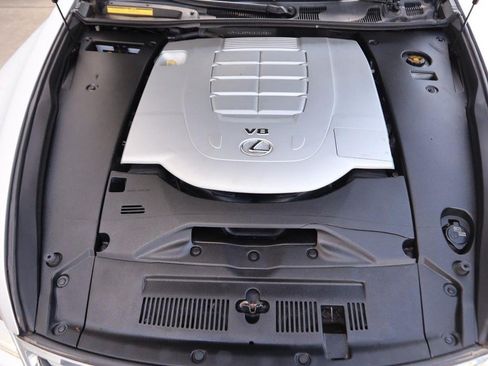 Used 2016 Lexus LS 460 AWD w/ Comfort Package image 30