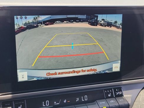 Used 2026 Toyota Camry XLE AWD/4WD image 11