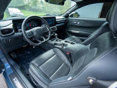 Used 2024 Ford Mustang GT Premium w/ GT Performance Package RWD image 13