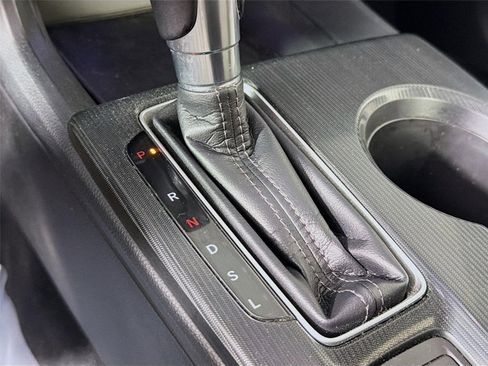 Used 2022 Honda Civic EX image 19