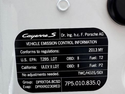 Used 2013 Porsche Cayenne GTS AWD/4WD image 34