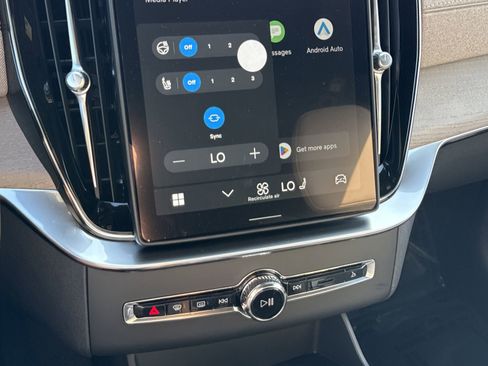 New 2026 Volvo XC90 B6 Plus image 29