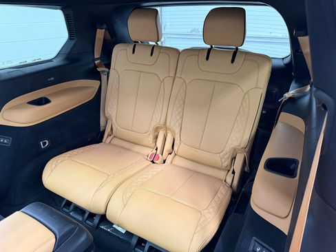 Used 2023 Jeep Grand Cherokee L Summit w/ High Altitude Package image 20