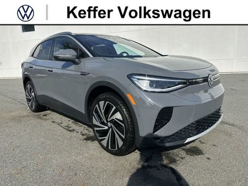 New 2025 Volkswagen ID.4 Pro S Plus AWD/4WD image 7