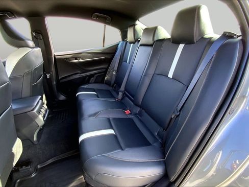 Used 2025 Toyota Camry SE w/ Multimedia Upgrade Package FWD image 20