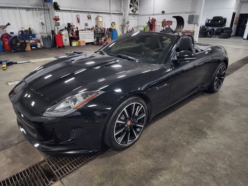 Used 2016 Jaguar F-TYPE Convertible image 14