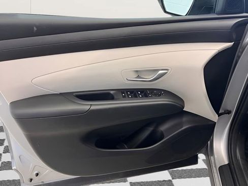 Used 2025 Hyundai Tucson SEL image 14