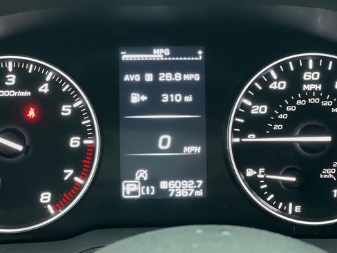 Used 2025 Subaru Crosstrek 2.5i Limited w/ Crosstrek Mirror Package image 27