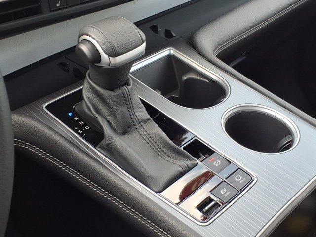 Certified 2026 Toyota Sienna XLE FWD image 27