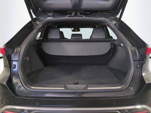 Used 2021 Toyota Venza Limited AWD/4WD image 14