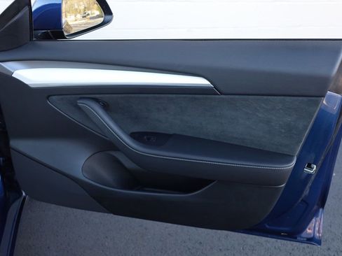 Used 2022 Tesla Model 3 Long Range image 23