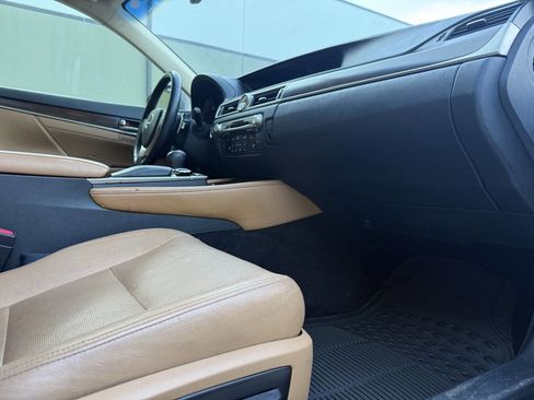 Used 2013 Lexus GS 350 w/ Premium Pkg RWD image 32