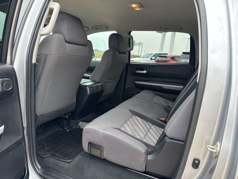 Used 2019 Toyota Tundra SR5 w/ SR5 Upgrade Package image 9